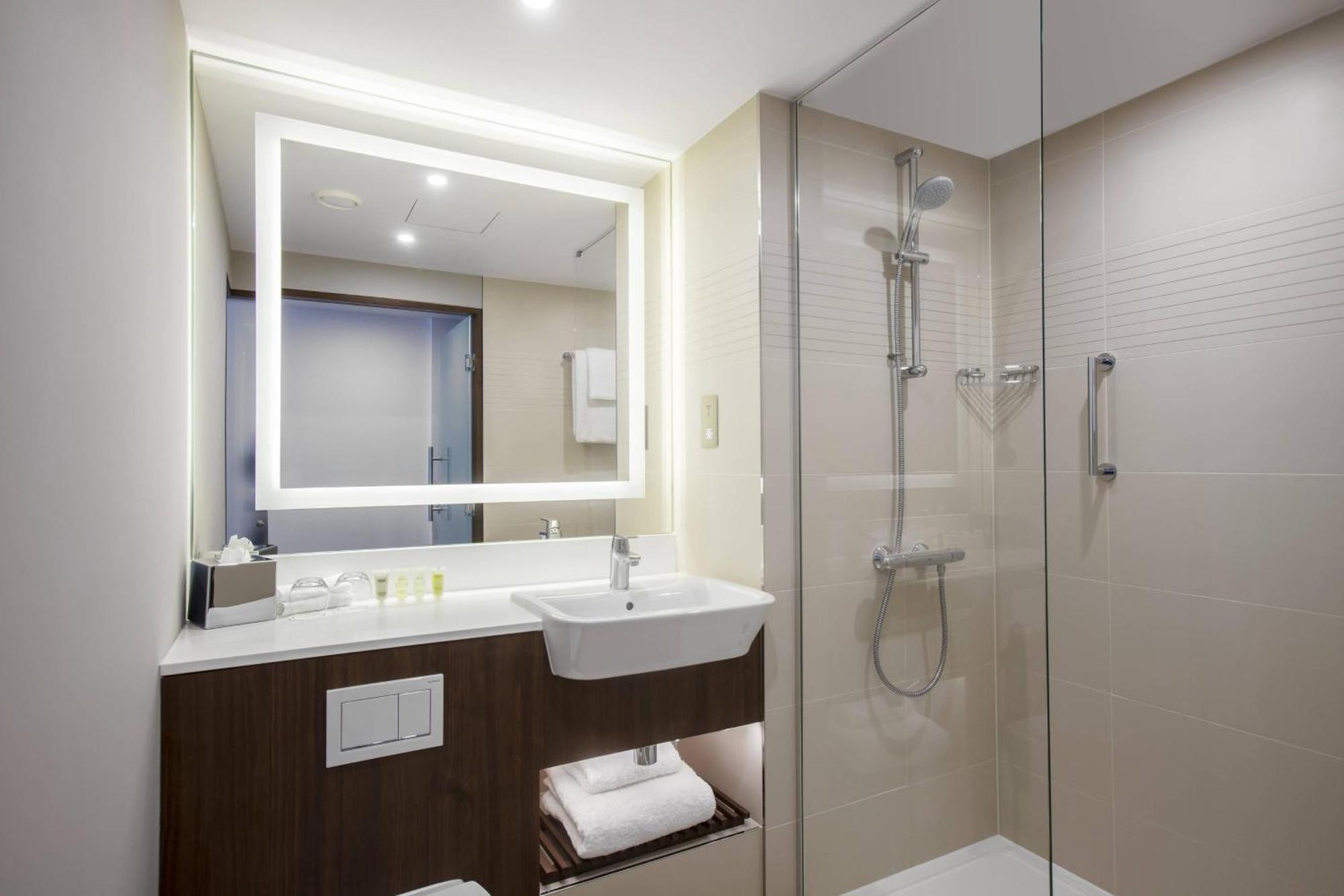 Courtyard By Marriott West Édimbourg